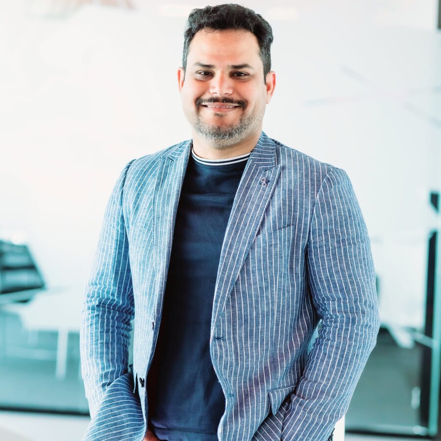 Portrait of Behnam Dehghani